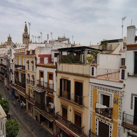 Apartamento Puerta Del Arenal - Kainga Homes Sevilla Dış mekan fotoğraf