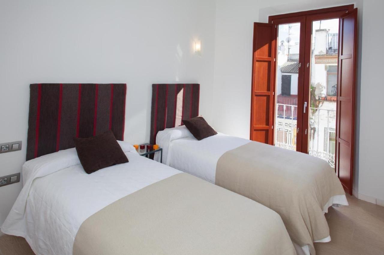 Apartamento Puerta Del Arenal - Kainga Homes Sevilla Dış mekan fotoğraf