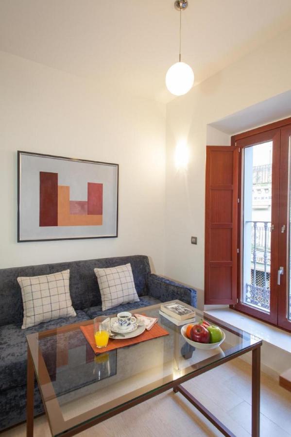 Apartamento Puerta Del Arenal - Kainga Homes Sevilla Dış mekan fotoğraf