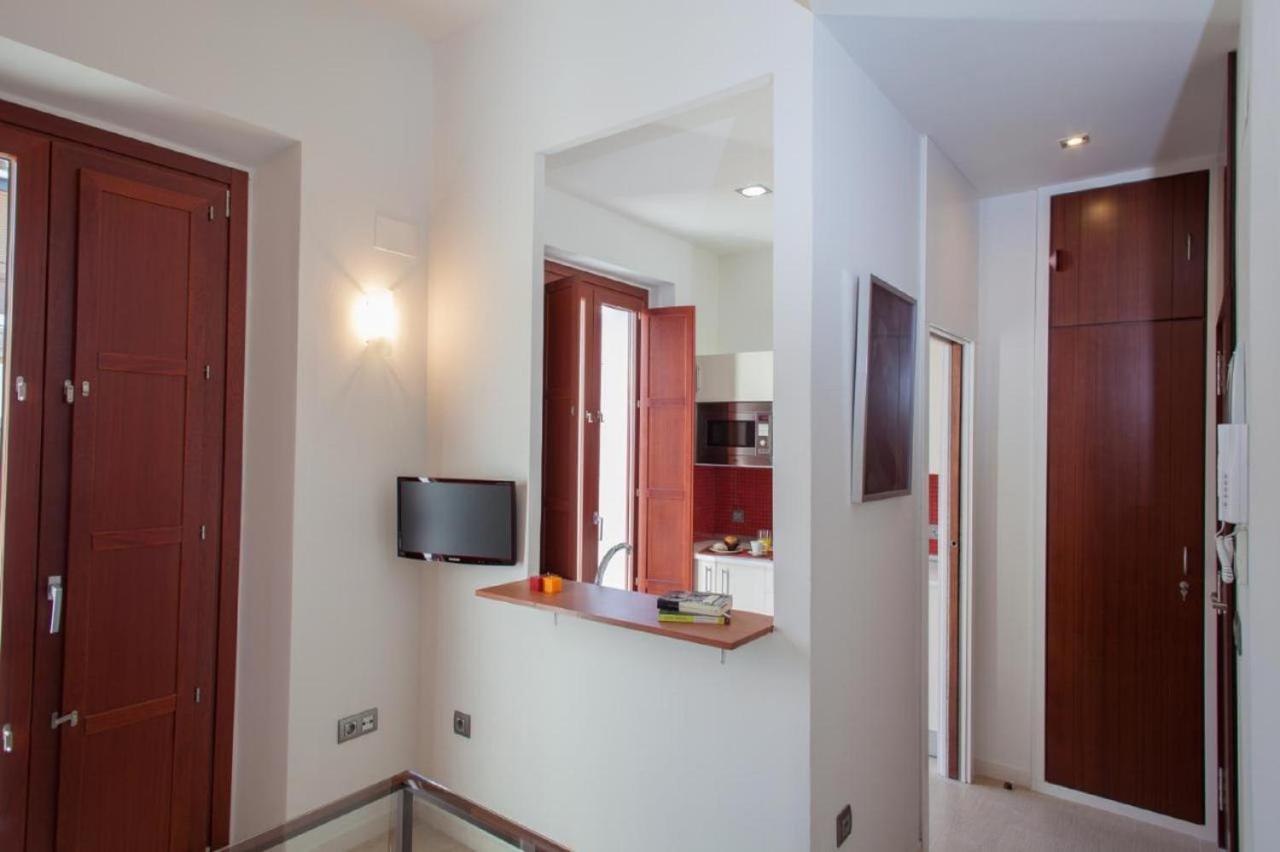 Apartamento Puerta Del Arenal - Kainga Homes Sevilla Dış mekan fotoğraf
