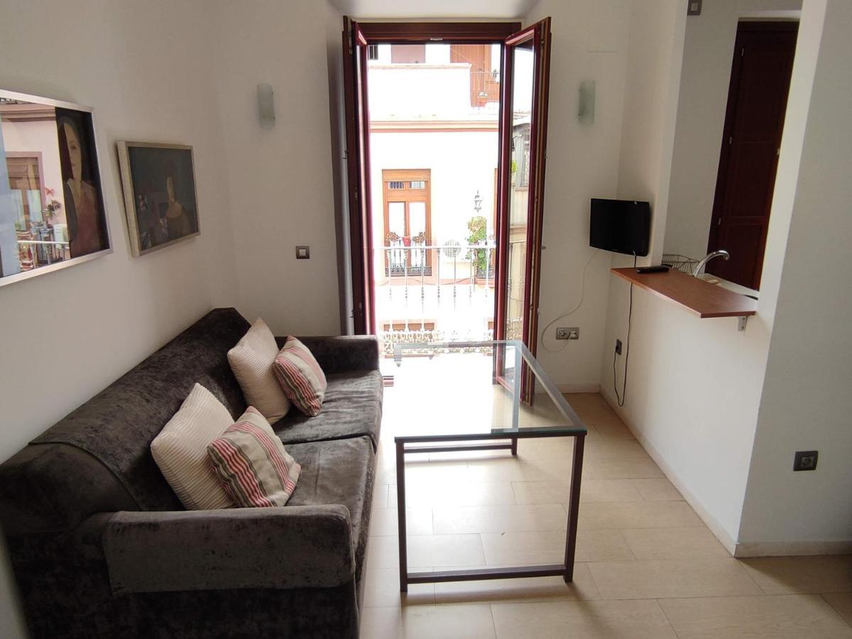 Apartamento Puerta Del Arenal - Kainga Homes Sevilla Dış mekan fotoğraf