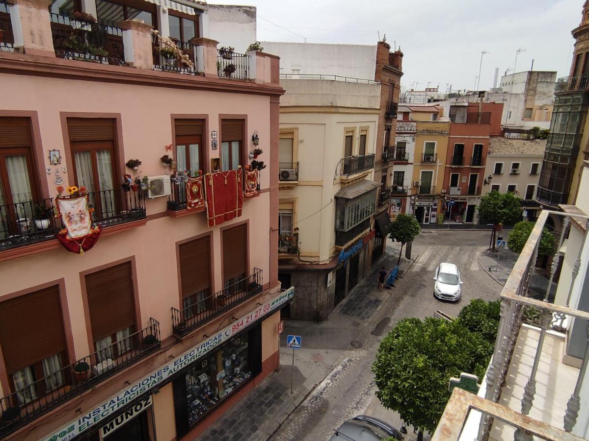Apartamento Puerta Del Arenal - Kainga Homes Sevilla Dış mekan fotoğraf